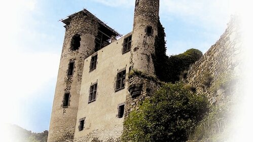 Les ruines du Chateau d'Aurouze