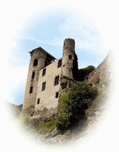 Les ruines du Chateau d'Aurouze